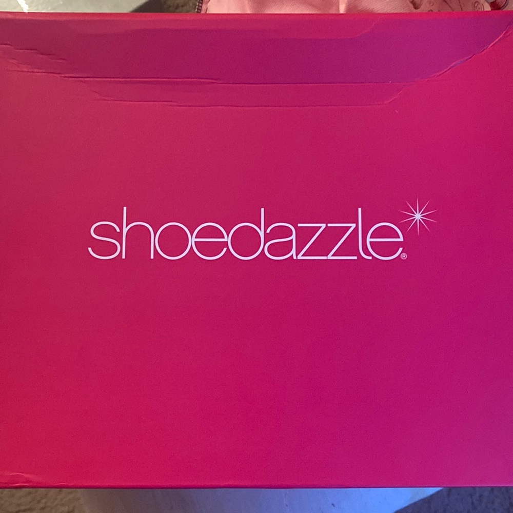 Shoedazzle Taupe dress wedge